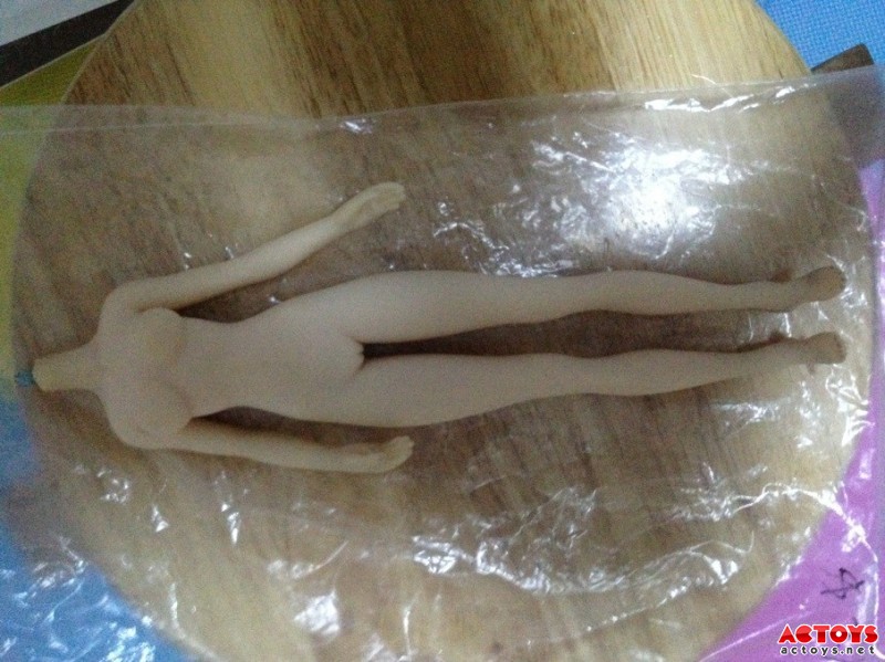 【开云电竞官网】德国前总理科尔逝世享年87岁 任内两德实现统一(图2) 开云电竞官网