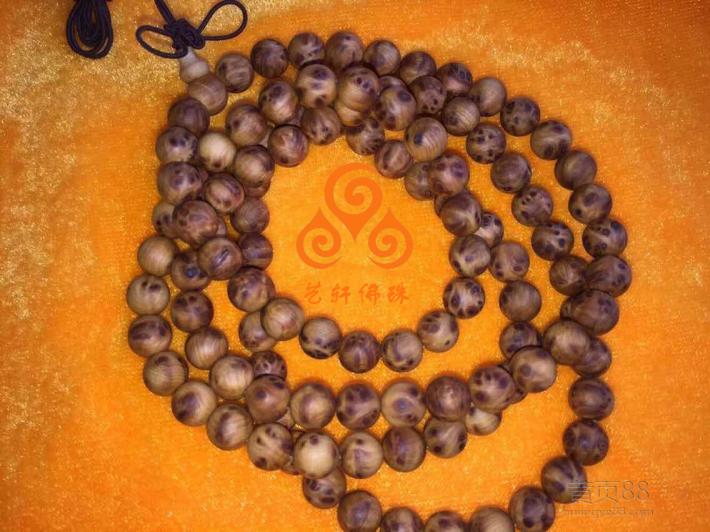 英国男孩穿母亲比基尼上学 欲提高社会对乳癌关注度【开云电竞官网】(图2) 开云电竞官方网站