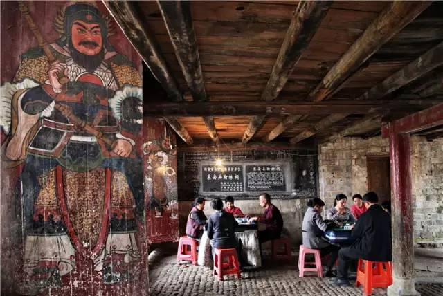 “开云电竞官网”莱万多夫斯基当选波兰足球先生(图1) 开云电竞官方网站