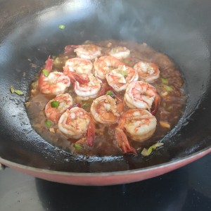 暴利鱼翅身后的鲨鱼产业链浮出水面|开云电竞官网(图1) 开云电竞官网