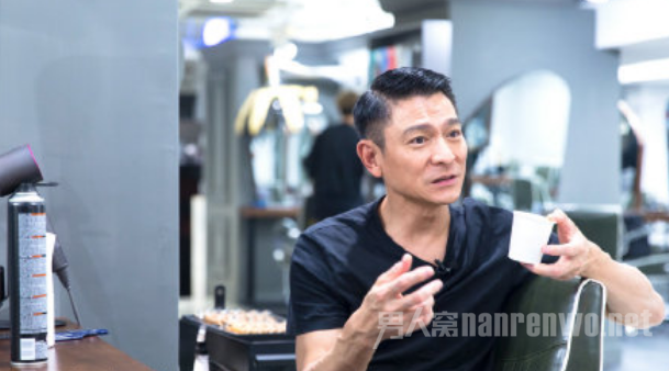 掌故:门兴狼堡两战轰15球 罗伊斯展现统治力|开云电竞官方网站(图1) 开云电竞